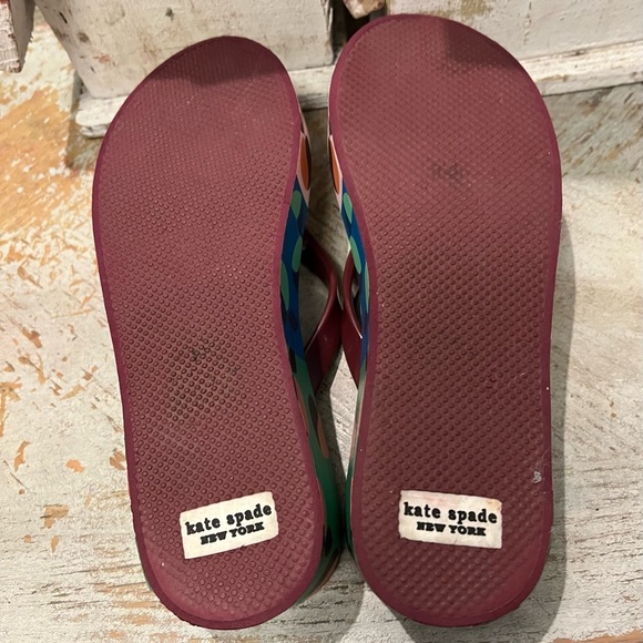 Kate Spade Rio Platform Flip Flop Fruit Pattern Sandals Size 7 - Picture 8 of 9